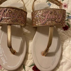 Big Girls Sz 3 Juicy Couture Sandals NWT😊😊
